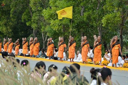 ภาพ No.12859:ประมวลภาพธุดงค์ธรรมชัย ปีที่ 4 วันที่ 11 มกราคม พ.ศ. 2558 