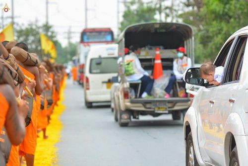 ภาพ No.12865:ประมวลภาพธุดงค์ธรรมชัย ปีที่ 4 วันที่ 11 มกราคม พ.ศ. 2558 