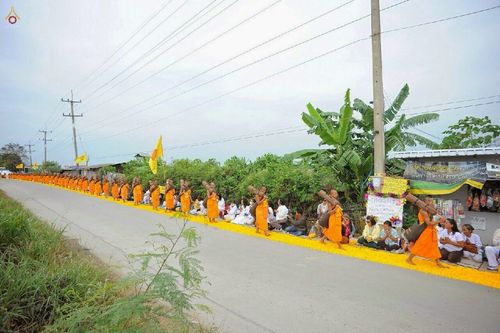ภาพ No.13103:ประมวลภาพธุดงค์ธรรมชัย ปีที่ 4 วันที่ 12 มกราคม 2558