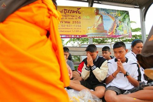 ภาพ No.13204:ประมวลภาพธุดงค์ธรรมชัย ปีที่ 4 วันที่ 13 มกราคม พ.ศ. 2558