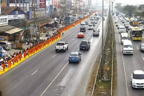 ภาพ No.15471:ประมวลภาพธุดงค์ธรรมชัย ปีที่ 4 วันที่ 31 มกราคม พ.ศ. 2558