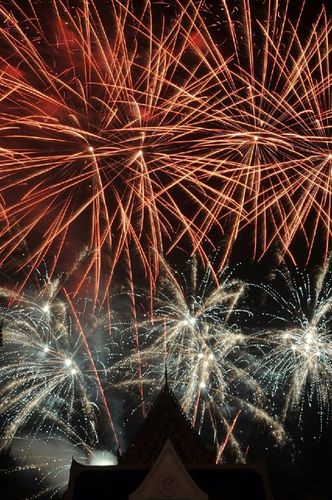 ภาพ No.15609:ประมวลภาพพิธีอัญเชิญรูปหล่อทองคำพระมงคลเทพมุนี (สด จนฺทสโร) ประดิษฐาน ณ วัดโบสถ์บน