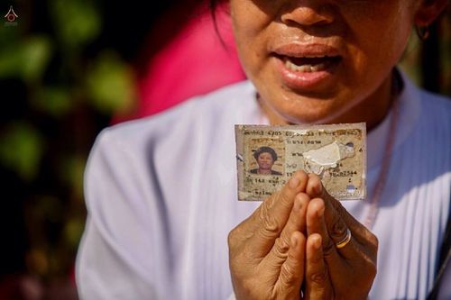 ภาพ No.15615:ประมวลภาพพิธีอัญเชิญรูปหล่อทองคำพระมงคลเทพมุนี (สด จนฺทสโร) ประดิษฐาน ณ วัดโบสถ์บน