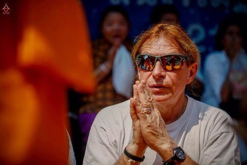 ภาพ No.15644:ประมวลภาพพิธีอัญเชิญรูปหล่อทองคำพระมงคลเทพมุนี (สด จนฺทสโร) ประดิษฐาน ณ วัดโบสถ์บน