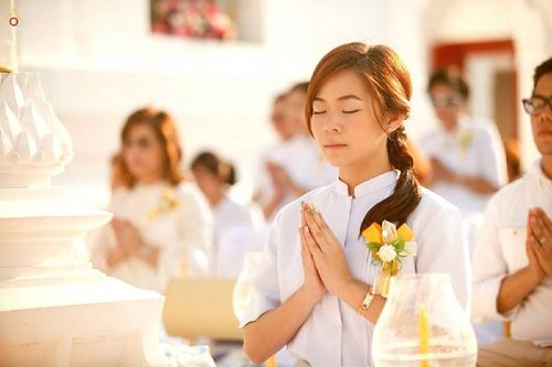 ภาพ No.15646:ประมวลภาพพิธีอัญเชิญรูปหล่อทองคำพระมงคลเทพมุนี (สด จนฺทสโร) ประดิษฐาน ณ วัดโบสถ์บน