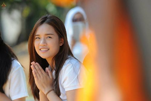 ภาพ No.15713:ประมวลภาพพิธีอัญเชิญรูปหล่อทองคำพระมงคลเทพมุนี (สด จนฺทสโร) ประดิษฐาน ณ วัดโบสถ์บน