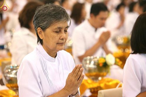 ภาพ No.15796:ประมวลภาพพิธีถวายโคมมาฆประทีป เสาร์ที่ 14 กุมภาพันธ์ พ.ศ.2558