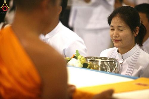 ภาพ No.15798:ประมวลภาพพิธีถวายโคมมาฆประทีป เสาร์ที่ 14 กุมภาพันธ์ พ.ศ.2558