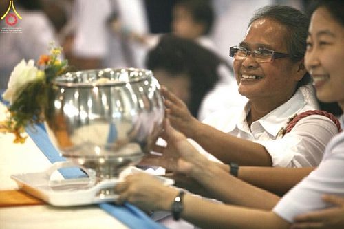 ภาพ No.15802:ประมวลภาพพิธีถวายโคมมาฆประทีป เสาร์ที่ 14 กุมภาพันธ์ พ.ศ.2558