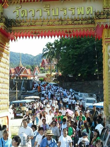 ภาพ No.15915:ประมวลภาพตักบาตรมิตรภาพไทย-พม่า พระ 1,000 รูป ณ วัดวารีบรรพต (วัดบางนอน) จ.ระนอง