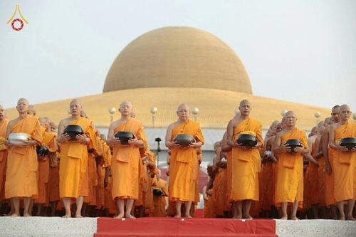 ภาพ No.16013:ประมวลภาพวันมาฆบูชา วันพุธที่ 4 มีนาคม พ.ศ.2558 ณ วัดพระธรรมกาย จ.ปทุมธานี