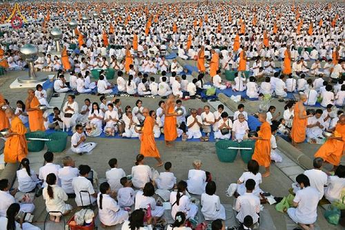 ภาพ No.16016:ประมวลภาพวันมาฆบูชา วันพุธที่ 4 มีนาคม พ.ศ.2558 ณ วัดพระธรรมกาย จ.ปทุมธานี