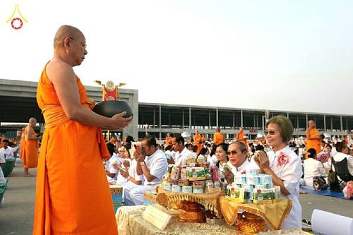 ภาพ No.16018:ประมวลภาพวันมาฆบูชา วันพุธที่ 4 มีนาคม พ.ศ.2558 ณ วัดพระธรรมกาย จ.ปทุมธานี