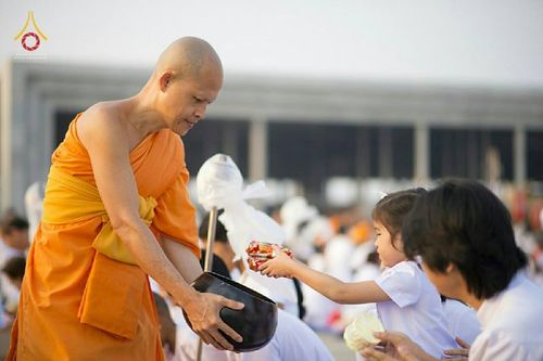 ภาพ No.16023:ประมวลภาพวันมาฆบูชา วันพุธที่ 4 มีนาคม พ.ศ.2558 ณ วัดพระธรรมกาย จ.ปทุมธานี