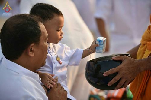 ภาพ No.16027:ประมวลภาพวันมาฆบูชา วันพุธที่ 4 มีนาคม พ.ศ.2558 ณ วัดพระธรรมกาย จ.ปทุมธานี