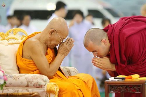 ภาพ No.16070:ประมวลภาพวันมาฆบูชา วันพุธที่ 4 มีนาคม พ.ศ.2558 ณ วัดพระธรรมกาย จ.ปทุมธานี