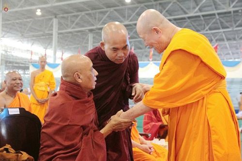 ภาพ No.16075:ประมวลภาพวันมาฆบูชา วันพุธที่ 4 มีนาคม พ.ศ.2558 ณ วัดพระธรรมกาย จ.ปทุมธานี