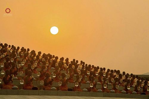 ภาพ No.16074:ประมวลภาพวันมาฆบูชา วันพุธที่ 4 มีนาคม พ.ศ.2558 ณ วัดพระธรรมกาย จ.ปทุมธานี