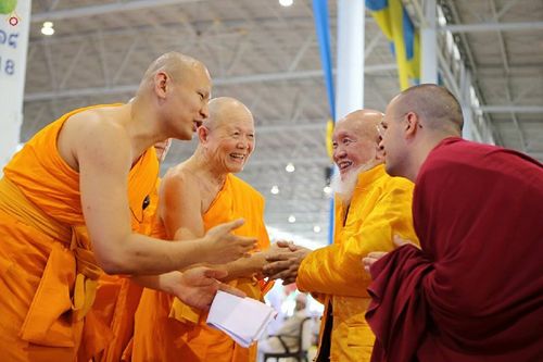 ภาพ No.16081:ประมวลภาพวันมาฆบูชา วันพุธที่ 4 มีนาคม พ.ศ.2558 ณ วัดพระธรรมกาย จ.ปทุมธานี