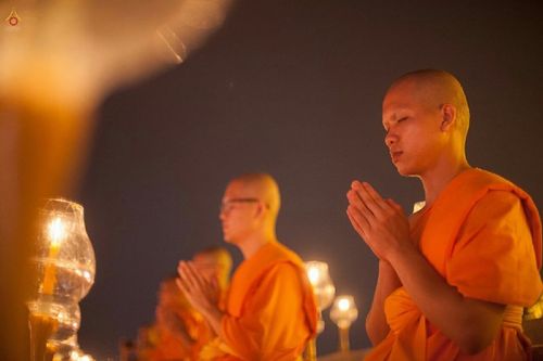 ภาพ No.15926:ประมวลภาพวันมาฆบูชา วันพุธที่ 4 มีนาคม พ.ศ.2558 ณ วัดพระธรรมกาย จ.ปทุมธานี