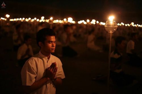 ภาพ No.15940:ประมวลภาพวันมาฆบูชา วันพุธที่ 4 มีนาคม พ.ศ.2558 ณ วัดพระธรรมกาย จ.ปทุมธานี