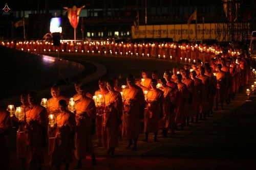 ภาพ No.15954:ประมวลภาพวันมาฆบูชา วันพุธที่ 4 มีนาคม พ.ศ.2558 ณ วัดพระธรรมกาย จ.ปทุมธานี
