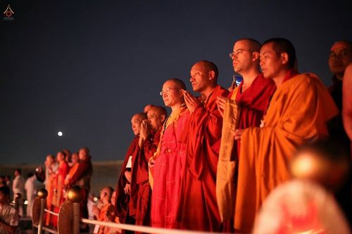 ภาพ No.15972:ประมวลภาพวันมาฆบูชา วันพุธที่ 4 มีนาคม พ.ศ.2558 ณ วัดพระธรรมกาย จ.ปทุมธานี