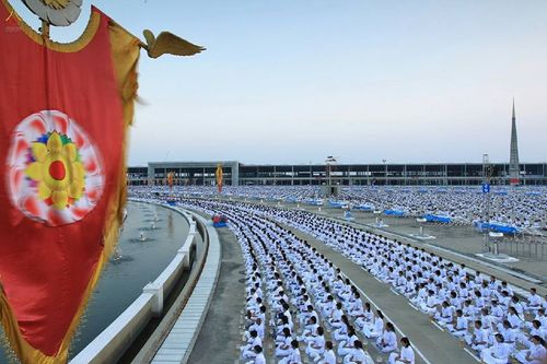 ภาพ No.15980:ประมวลภาพวันมาฆบูชา วันพุธที่ 4 มีนาคม พ.ศ.2558 ณ วัดพระธรรมกาย จ.ปทุมธานี