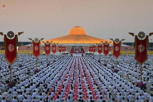 ภาพ No.15992:ประมวลภาพวันมาฆบูชา วันพุธที่ 4 มีนาคม พ.ศ.2558 ณ วัดพระธรรมกาย จ.ปทุมธานี