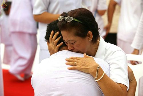 ภาพ No.16214:ประมวลภาพพิธีปลงผมธรรมทายาท รุ่นบูชาธรรม 71 ปี พระเทพญาณมหามุนี