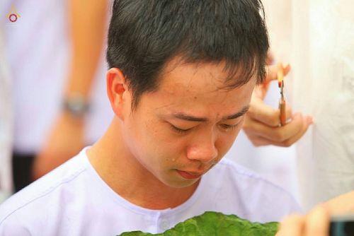 ภาพ No.16217:ประมวลภาพพิธีปลงผมธรรมทายาท รุ่นบูชาธรรม 71 ปี พระเทพญาณมหามุนี