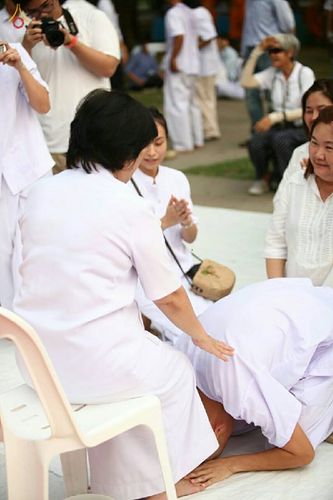 ภาพ No.16232:ประมวลภาพพิธีปลงผมธรรมทายาท รุ่นบูชาธรรม 71 ปี พระเทพญาณมหามุนี
