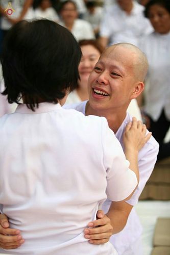 ภาพ No.16233:ประมวลภาพพิธีปลงผมธรรมทายาท รุ่นบูชาธรรม 71 ปี พระเทพญาณมหามุนี
