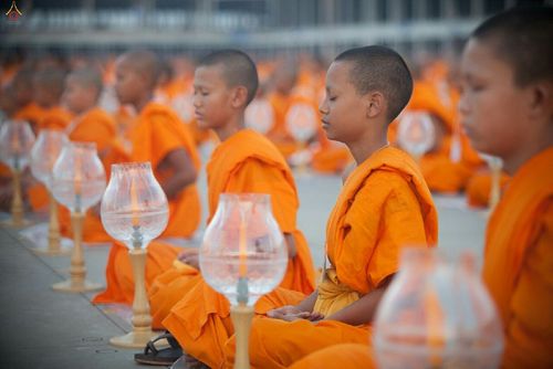 ภาพ No.16243:ประมวลภาพวันสามเณรทั่วไทยรวมใจเพื่อฟื้นฟูพระพุทธศาสนา ครั้งที่ 1