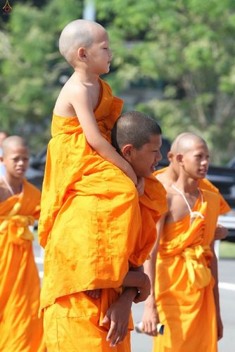 ภาพ No.16295:ประมวลภาพวันสามเณรทั่วไทยรวมใจเพื่อฟื้นฟูพระพุทธศาสนา ครั้งที่ 1