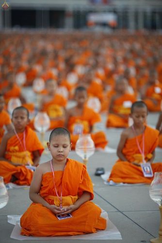 ภาพ No.16318:ประมวลภาพวันสามเณรทั่วไทยรวมใจเพื่อฟื้นฟูพระพุทธศาสนา ครั้งที่ 1