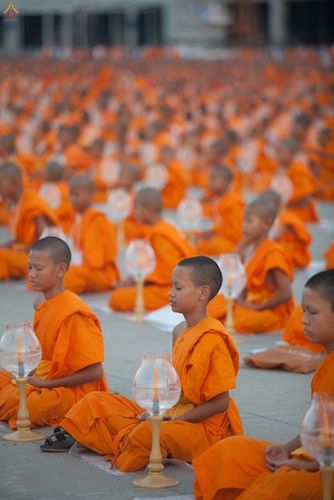 ภาพ No.16320:ประมวลภาพวันสามเณรทั่วไทยรวมใจเพื่อฟื้นฟูพระพุทธศาสนา ครั้งที่ 1