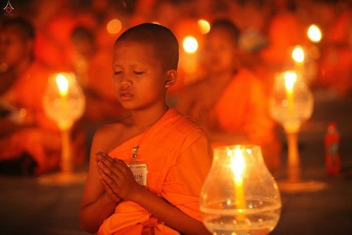 ภาพ No.16323:ประมวลภาพวันสามเณรทั่วไทยรวมใจเพื่อฟื้นฟูพระพุทธศาสนา ครั้งที่ 1