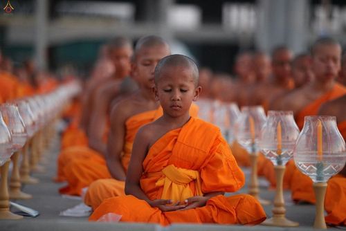 ภาพ No.16327:ประมวลภาพวันสามเณรทั่วไทยรวมใจเพื่อฟื้นฟูพระพุทธศาสนา ครั้งที่ 1