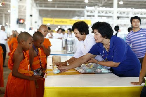 ภาพ No.16338:ประมวลภาพวันสามเณรทั่วไทยรวมใจเพื่อฟื้นฟูพระพุทธศาสนา ครั้งที่ 1