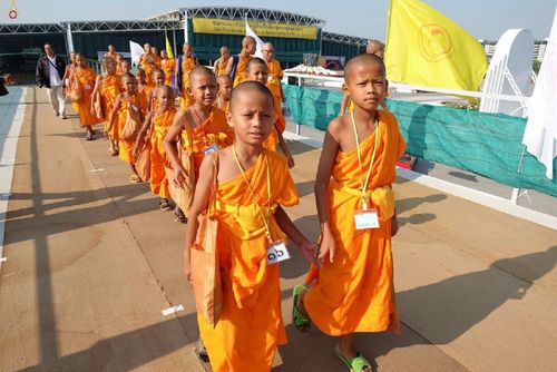 ภาพ No.16341:ประมวลภาพวันสามเณรทั่วไทยรวมใจเพื่อฟื้นฟูพระพุทธศาสนา ครั้งที่ 1