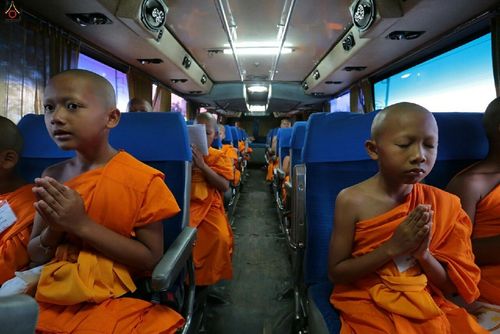 ภาพ No.16352:ประมวลภาพวันสามเณรทั่วไทยรวมใจเพื่อฟื้นฟูพระพุทธศาสนา ครั้งที่ 1