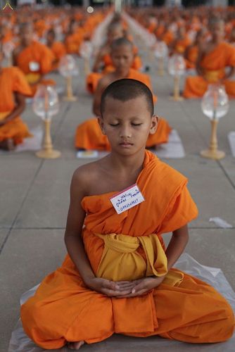 ภาพ No.16349:ประมวลภาพวันสามเณรทั่วไทยรวมใจเพื่อฟื้นฟูพระพุทธศาสนา ครั้งที่ 1