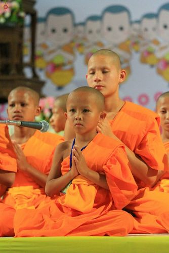 ภาพ No.16358:ประมวลภาพวันสามเณรทั่วไทยรวมใจเพื่อฟื้นฟูพระพุทธศาสนา ครั้งที่ 1