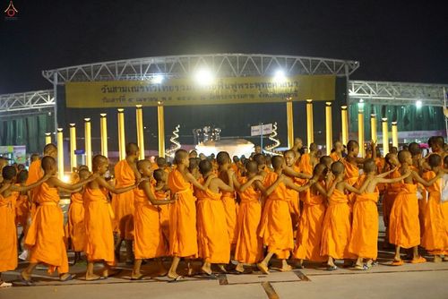 ภาพ No.16389:ประมวลภาพวันสามเณรทั่วไทยรวมใจเพื่อฟื้นฟูพระพุทธศาสนา ครั้งที่ 1