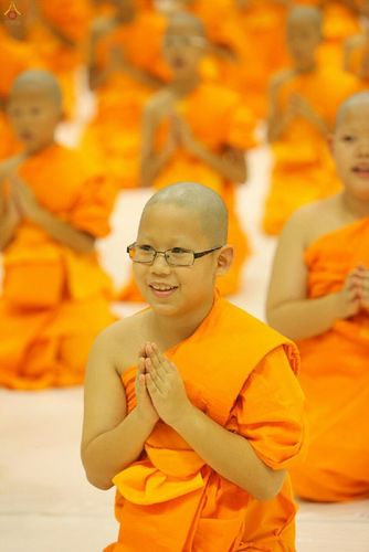 ภาพ No.16467:ประมวลภาพพิธีบรรพชาธรรมทายาทนานาชาติ 4 รุ่น