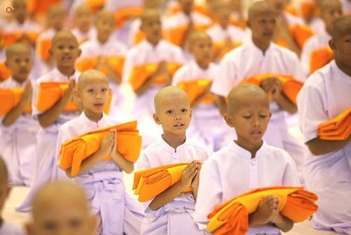 ภาพ No.16471:ประมวลภาพพิธีบรรพชาธรรมทายาทนานาชาติ 4 รุ่น