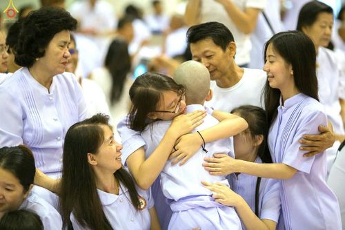 ภาพ No.16480:ประมวลภาพพิธีบรรพชาธรรมทายาทนานาชาติ 4 รุ่น