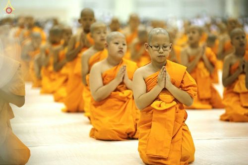 ภาพ No.16486:ประมวลภาพพิธีบรรพชาธรรมทายาทนานาชาติ 4 รุ่น