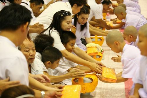 ภาพ No.16489:ประมวลภาพพิธีบรรพชาธรรมทายาทนานาชาติ 4 รุ่น